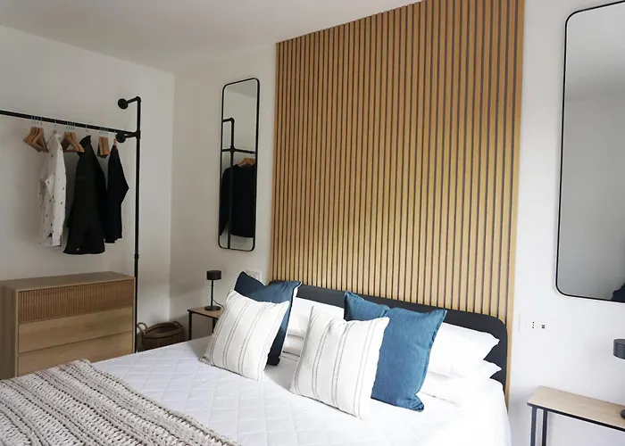 Club Tropicana Boutique Apartments